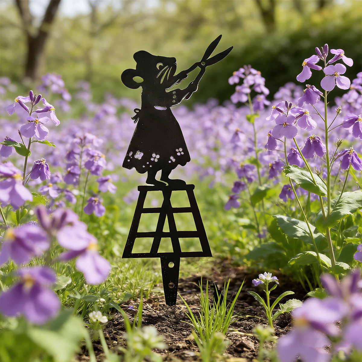 Gardening Tools For Home - เสาโลหะลายเส้นสีดำสำหรับตกแต่งสวน รูปหนูพร้อมกรรไกร ป้ายตกแต่งสนามหญ้า งานศิลปะสร้างสรรค์ รูปปั้นสัตว์โลหะ เหมาะสำหรับกระถางดอกไม้