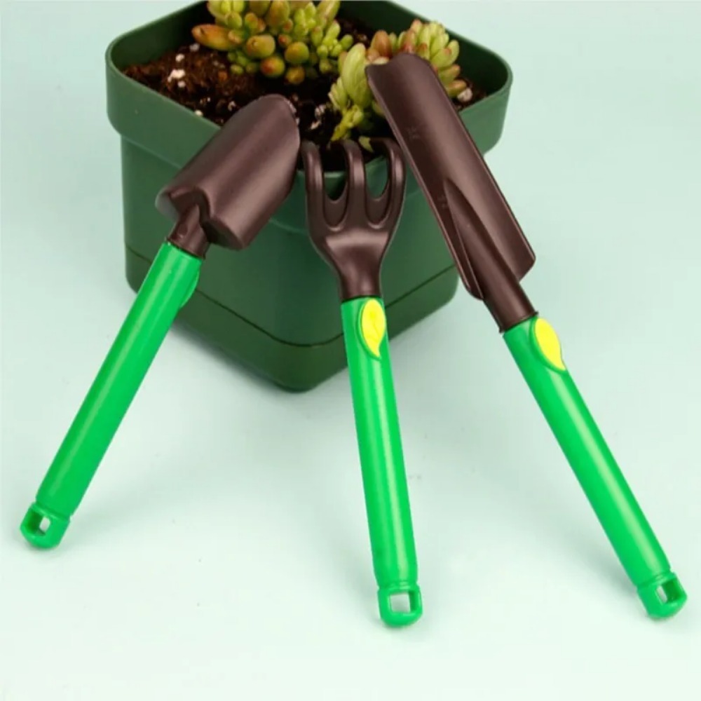 ชุดเครื่องมือทำสวนสำหรับเด็ก 3 - Gardening Tools Kit For Kids บทวิจารณ์และราคา